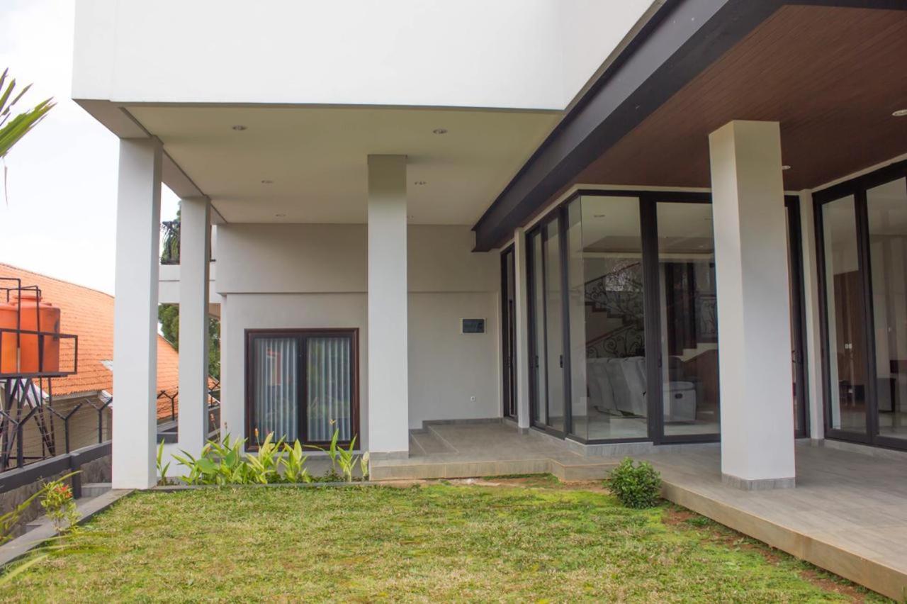 Villa Dago Pakar Bandung Eksteriør bilde